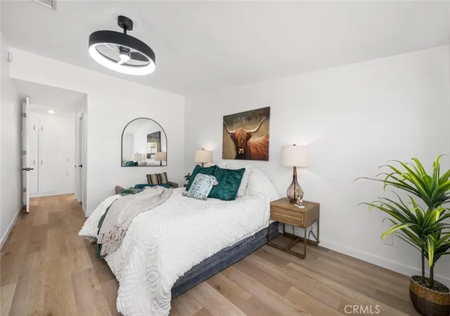 2nd image of 13721 Alderwood Ln, Seal Beach, CA 90740