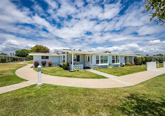 5th image of 13721 Alderwood Ln #28F, Seal Beach, CA 90740 | MLS# PW26116740
