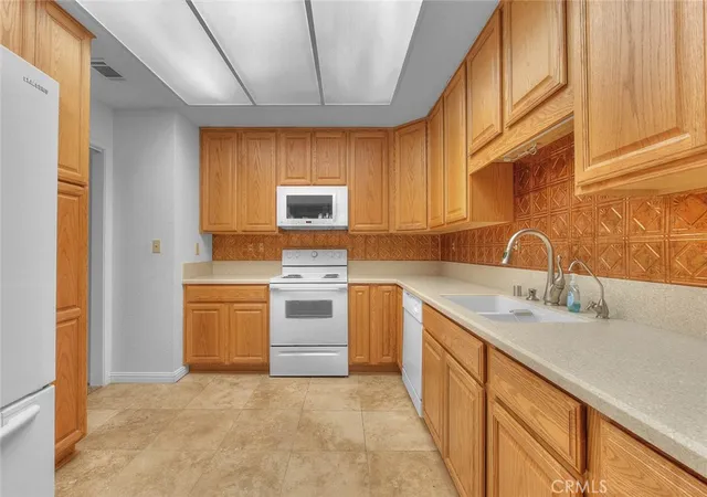4th image of 28307 Paseo Grande, Menifee, CA 92586 | MLS# SW26116905