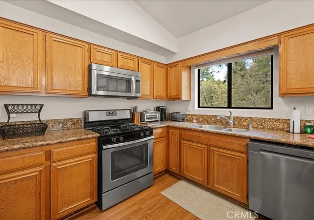 5th image of 820 Villa Grove, Big Bear City, CA 92314 | MLS# SR26115511