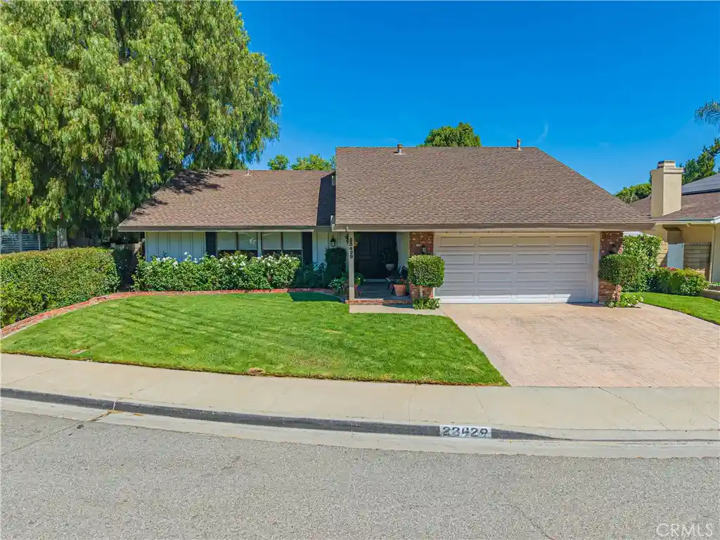 Single family home for sale at 23429 Via Elisandra, Valencia, CA 91355 | MLS# SR26115092
