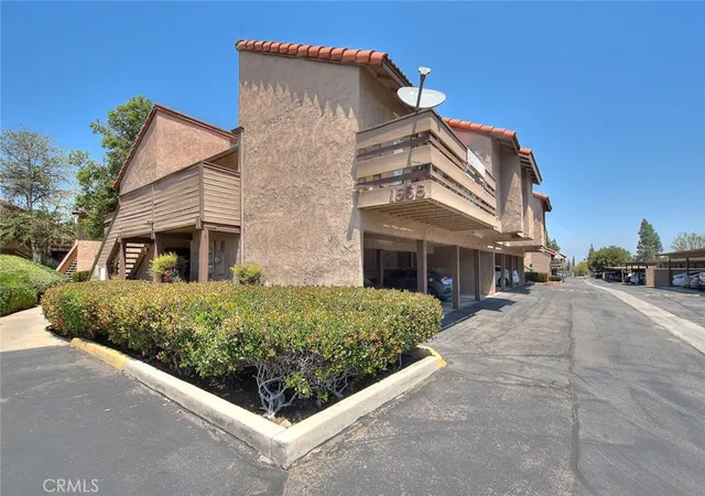 4th image of 1555 Border #F, Corona, CA 92882 | MLS# PW26116860