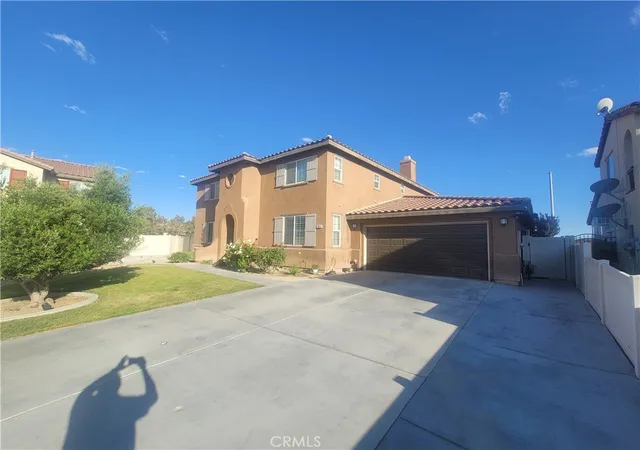 Homes for sale in Victorville, CA | 14911 Sunset Gardens Ct, Victorville, CA 92394 | MLS# HD26117121