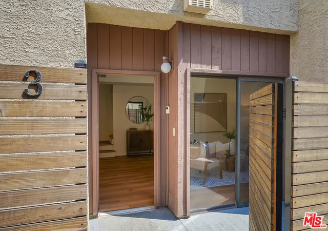 Listing Photo 4 - Condo for sale in building located at 1655 Greenfield Ave, Los Angeles, CA 90025 - Unit #3