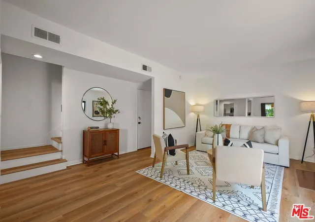 Listing Photo 5 - Condo for sale in building located at 1655 Greenfield Ave, Los Angeles, CA 90025 - Unit #3