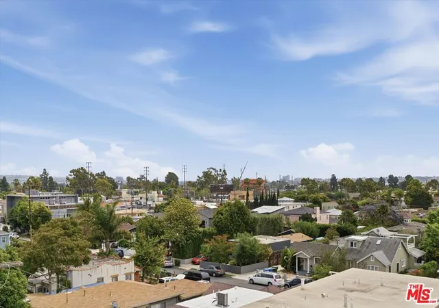 2nd image of 12438 Short Ave, Los Angeles, CA 90066