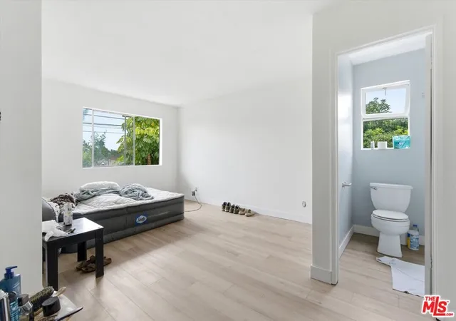 4th image of 12438 Short Ave, Los Angeles, CA 90066