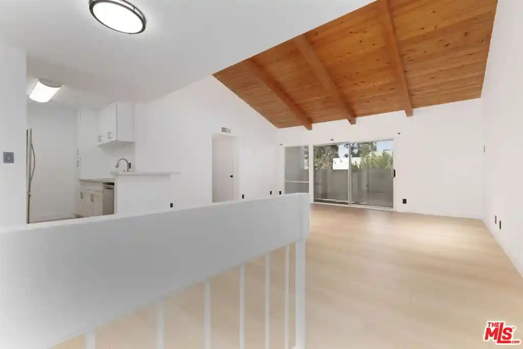 Condo for sale at 20134 Leadwell St #334, Winnetka, CA 91306 | MLS# 26838973
