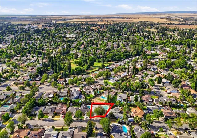 Homes for sale in Merced, CA | 1055 Lees Ct, Merced, CA 95340 | MLS# MC26117150