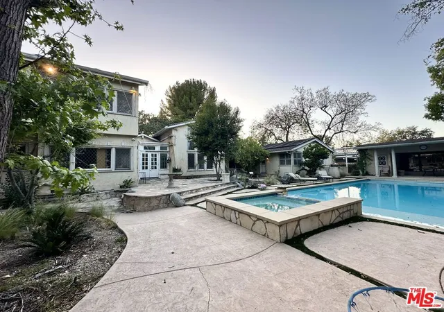2nd image of 5250 Louise Ave, Encino, CA 91316 | MLS# 26840507