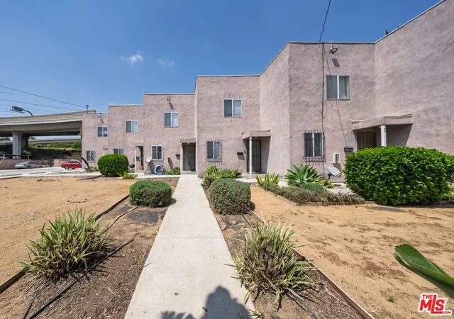 1st image of 517 W 117th St, Los Angeles, CA 90044 | MLS# 26840523