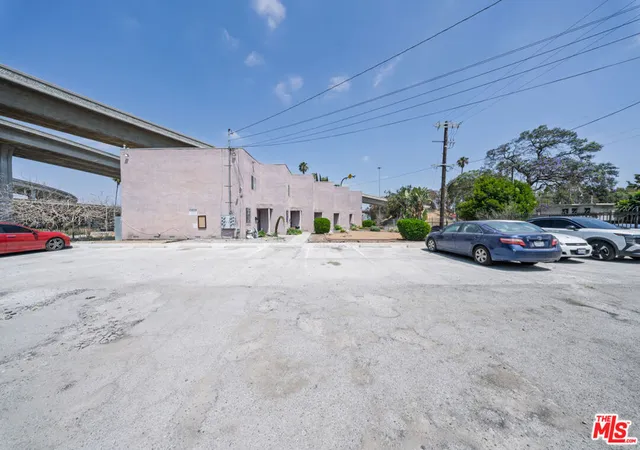 5th image of 517 W 117Th St, Los Angeles, CA 90044 | MLS# 26840523