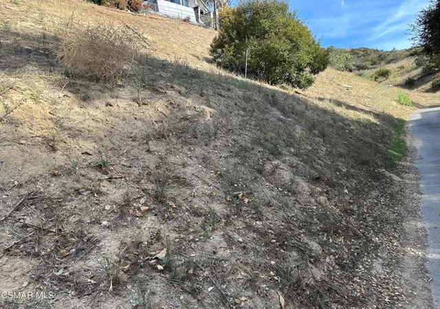 2nd image of 20911 Calimali Rd, Woodland Hills, CA 91364 | MLS# 226002524