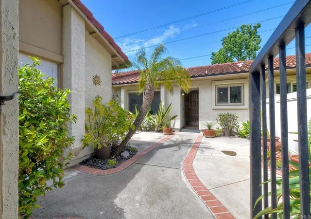 Homes for sale in Encinitas, CA | 1973 Fairlee Dr, Encinitas, CA 92024 | MLS# NDP2605191