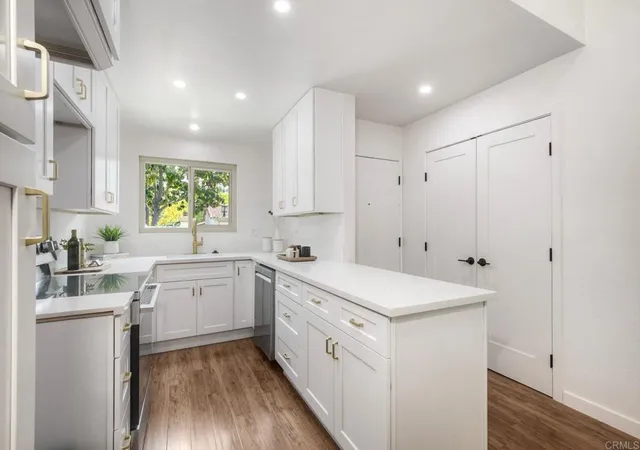 Homes for sale in Encinitas, CA | 1973 Fairlee Dr, Encinitas, CA 92024 | MLS# NDP2605191