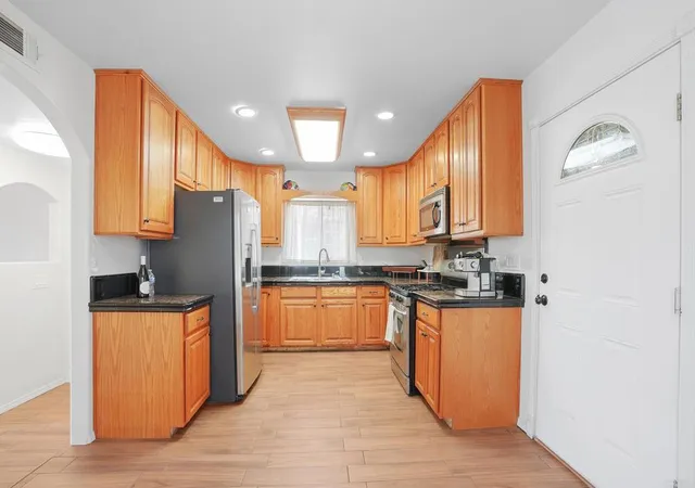 5th image of 2760 Menlo Avenue, San Diego, CA 92105 | MLS# PTP2604142