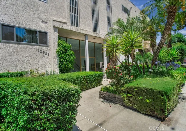 1st image of 12955 Riverside Dr #102, Sherman Oaks, CA 91423 | MLS# SR26115759