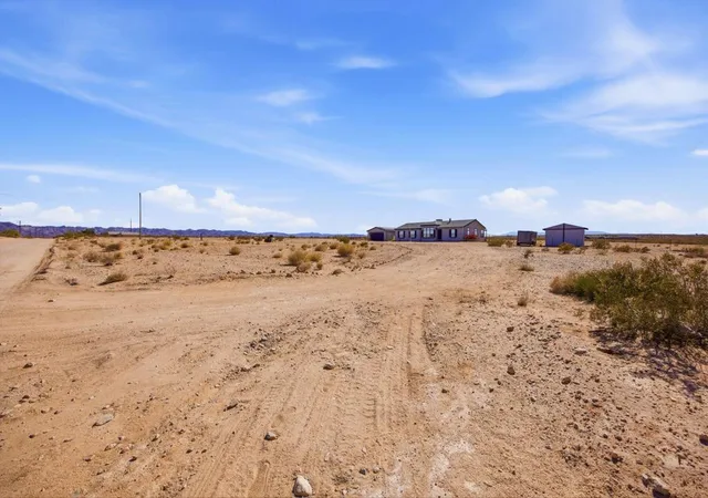 Homes for sale in 29 Palms, CA | 1184 Lear Ave, 29 Palms, CA 92277 | MLS# 219148527DA