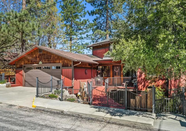 Photo 3 of Single family home for sale at 54062 Linger Ln, Idyllwild, CA 92549 | MLS# 219148528DA | Listing updated on 2026-09-17