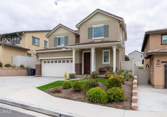 1st image of 411 Calabrese St, Fallbrook, CA 92028 | MLS# V1-36684