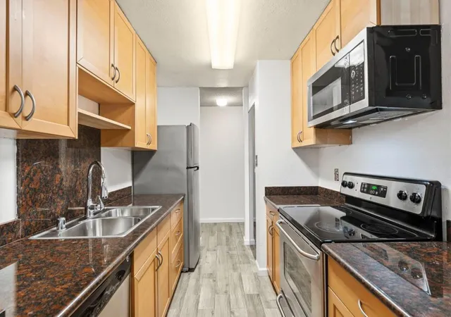 3rd image of 1126 Shelter Creek Ln, San Bruno, CA 94066 | MLS# ML82049171