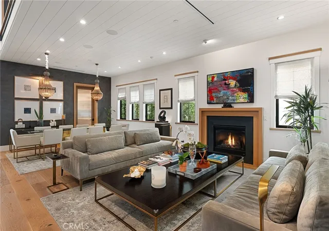 Homes for sale in Studio City, CA | 4365 N Kraft Ave, Studio City, CA 91604 | MLS# SR26102539