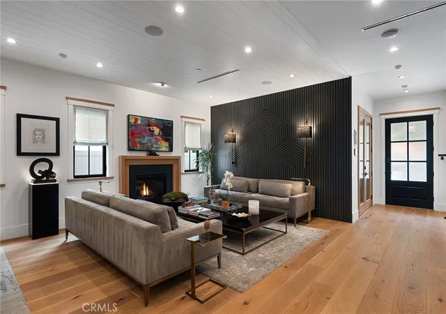 Homes for sale in Studio City, CA | 4365 N Kraft Ave, Studio City, CA 91604 | MLS# SR26102539