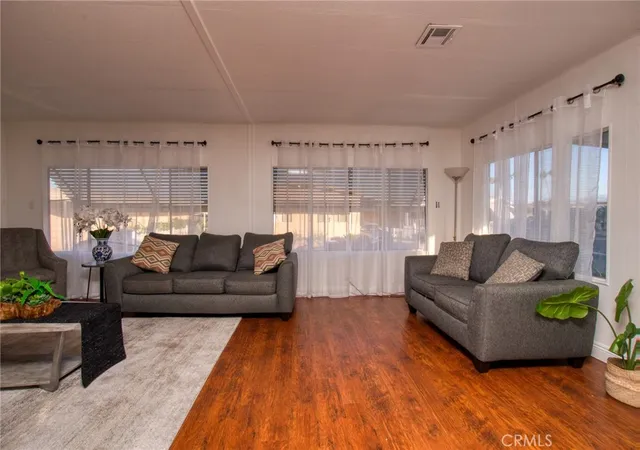 Photo 2 of Manufactured home for sale at 1065 Lomita Blvd #331, Harbor City, CA 90710 | MLS# SB26117319 | Listing updated on 2026-09-12