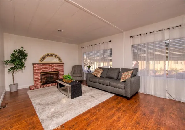 Photo 3 of Manufactured home for sale at 1065 Lomita Blvd #331, Harbor City, CA 90710 | MLS# SB26117319 | Listing updated on 2026-09-12