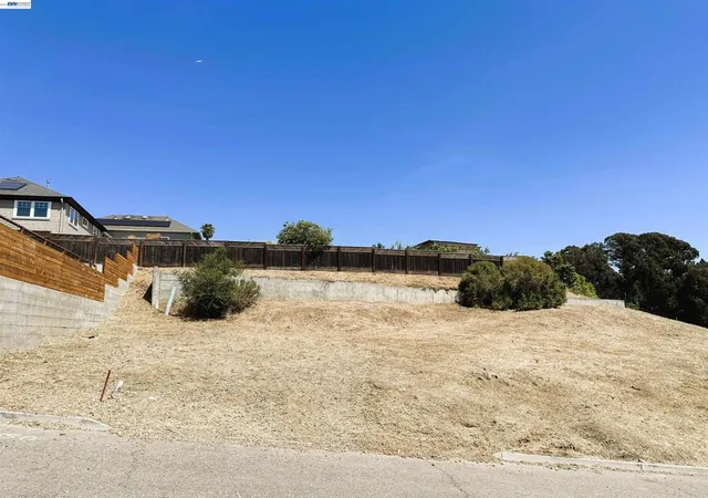 5th image of 24366 Israel Ct, Hayward, CA 94541 | MLS# 41136596