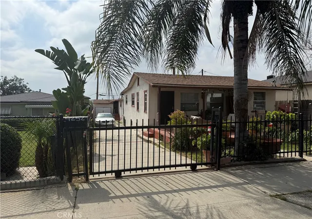 2nd image of 4252 Blanchard St, Los Angeles, CA 90063 | MLS# DW26117244