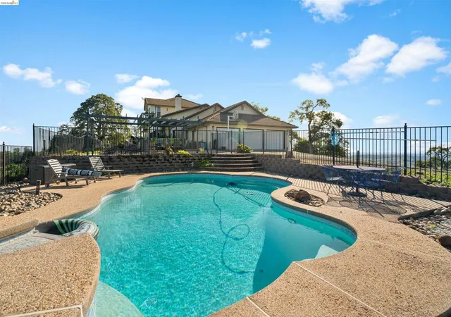 Photo 3 of Single family home for sale at 3589 Pardee, Valley Springs, CA 95252 | MLS# 41133366 | Listing updated on 2026-10-05