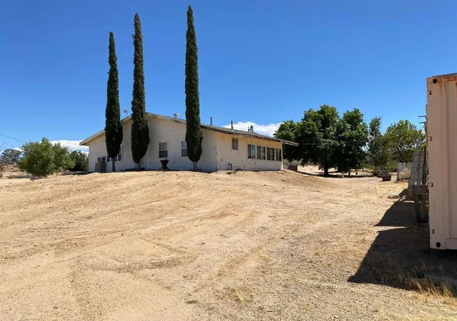 Photo 2 of Single family home for sale at 5056 Lazy Ln, Johnson Valley, CA 92285 | MLS# 219148538DA | Listing updated on 2026-06-04