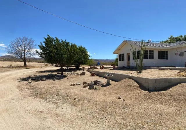 Photo 4 of Single family home for sale at 5056 Lazy Ln, Johnson Valley, CA 92285 | MLS# 219148538DA | Listing updated on 2026-06-04