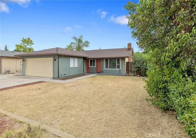 2nd image of 534 W Swift Ave, Clovis, CA 93612 | MLS# FR26117349