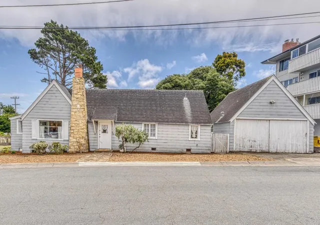 Homes for sale in Pacific Grove, CA | 195 Cedar St, Pacific Grove, CA 93950 | MLS# ML82049195