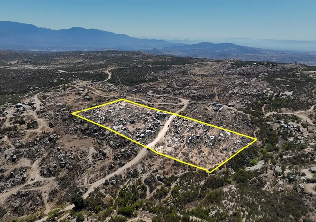 3rd image of 0 Thomas Rd, Hemet, CA 92544 | MLS# SW26113878