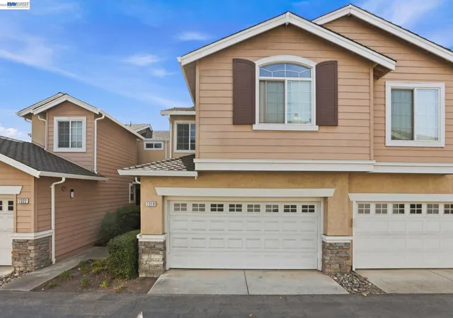 Photo 3 of Condo for sale at 7318 Bower Ln, Dublin, CA 94568 | MLS# 41136632 | Listing updated on 2026-09-16