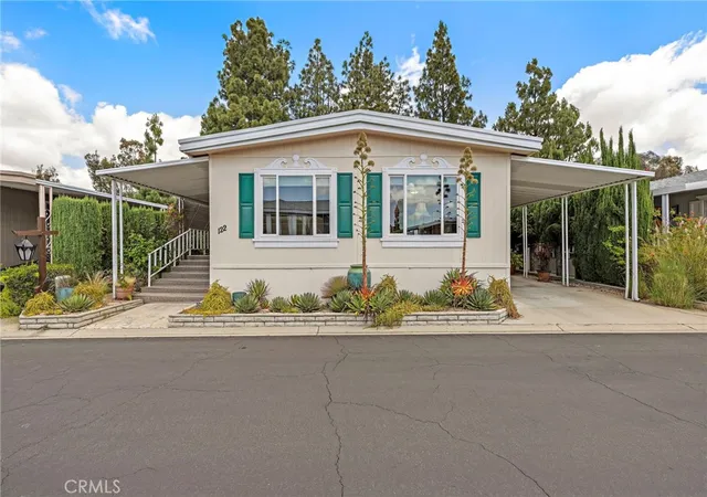 5th image of 24001 Muirlands Blvd #122, Lake Forest, CA 92630 | MLS# OC26117513