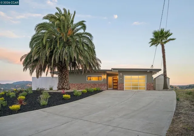 Photo 3 of Sale Pending at 101 Hillcroft Way, Walnut Creek, CA 94597 | MLS# 41136635 | Listing updated on 2026-07-05