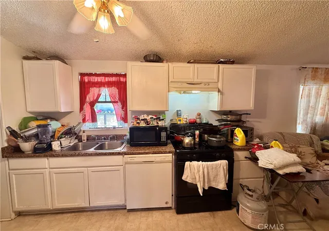 Photo 14 of Manufactured home for sale at 22020 Nisqually #65, Apple Valley, CA 92308 | MLS# IV26117528 | Listing updated on 2026-05-30