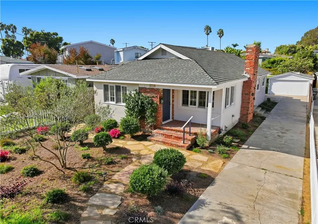 Homes for sale in Redondo Beach, CA | 815 South Juanita Ave, Redondo Beach, CA 90277 | MLS# SB26117582