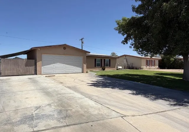 Homes for sale in Blythe, CA | 1031 E Court St, Blythe, CA 92225 | MLS# 219148551DA
