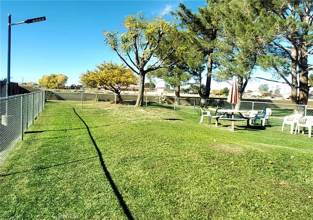 46th image of 21621 Sandia Rd #31, Apple Valley, CA 92308 | MLS# HD26117620
