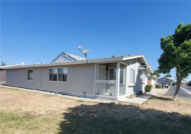 5th image of 21621 Sandia Rd #31, Apple Valley, CA 92308 | MLS# HD26117620