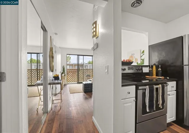 Homes for sale in Walnut Creek, CA | 470 N Civic Dr #505, Walnut Creek, CA 94596 | MLS# 41136658