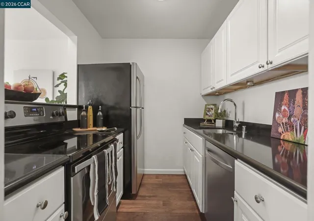 Homes for sale in Walnut Creek, CA | 470 N Civic Dr #505, Walnut Creek, CA 94596 | MLS# 41136658