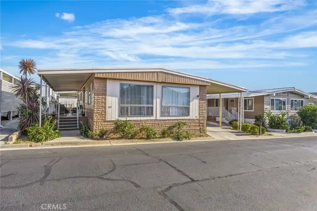 Photo 1 of Manufactured home for sale at 23301 Ridge Route Dr #109, Laguna Hills, CA 92653 | MLS# PW26115139 | Listing updated on 2026-10-17