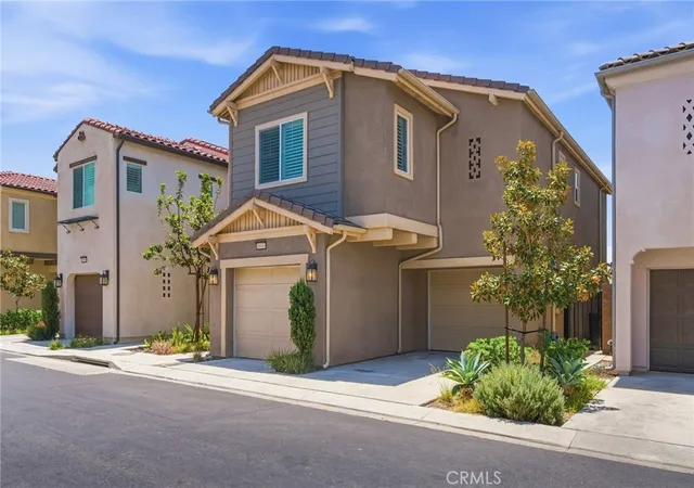 Photo 3 of Single family home for sale at 16049 Narni, Fontana, CA 92336 | MLS# HD26117779 | Listing updated on 2026-09-19