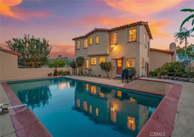 Photo 4 of Single family home for sale at 3767 Monteith Dr, View Park, CA 90043 | MLS# SB26117378 | Listing updated on 2026-10-01